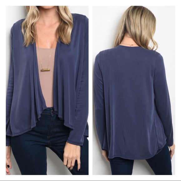 Sweaters - SALES ❗️Long Sleeve Navy Cardigan